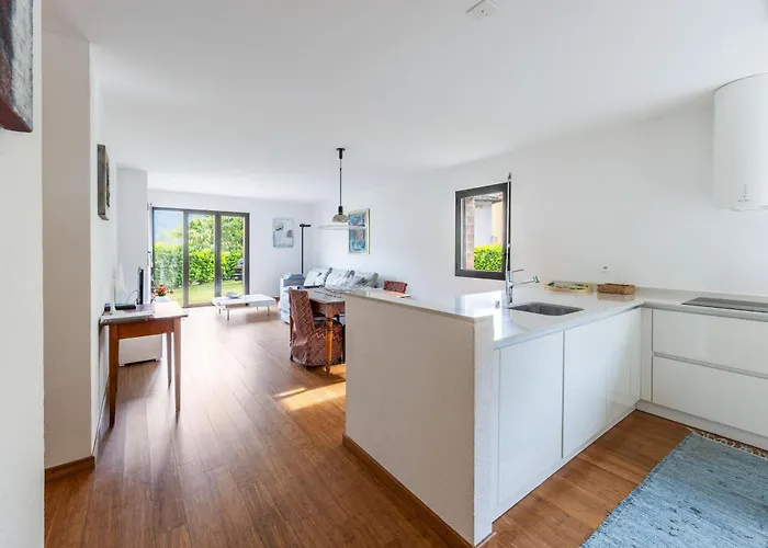 Feel Like Home, Close To Verzasca, Tenero, Locarno アパート ゴルドラ